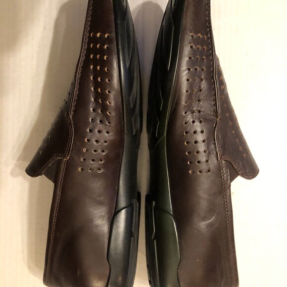 kenneth Cole New York men\'s brown leather slip on loafers  size: 11M